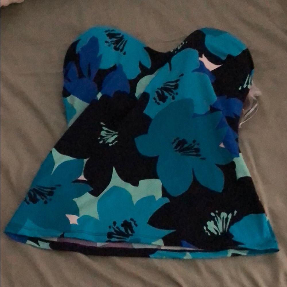 Beautiful Swim Suit Top - NWT - Anne Cole Brand